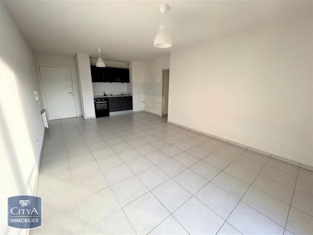 Location Appartement 3 pièces 61m² ARLES 13200 - Photo 5