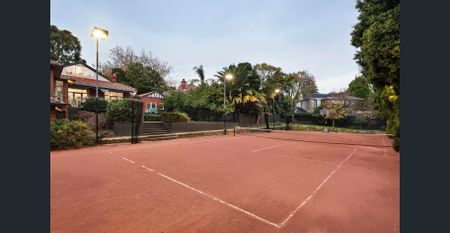 6-Month Lease – Classic Canterbury Residence in Prestigious Locale - Photo 2