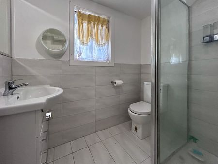 Freshly Updated Home with Spacious Family Living - Photo 4