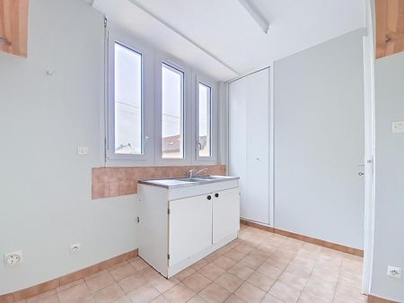 Location Appartement 2 pièces 46m² DIJON 21000 - Photo 5