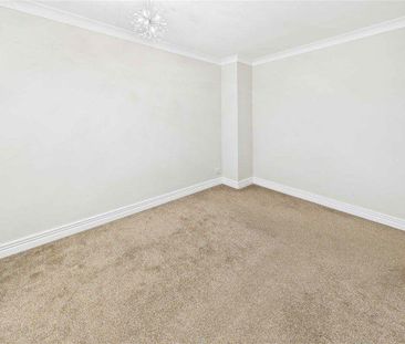 3 bedroom detached house to rent - Photo 2