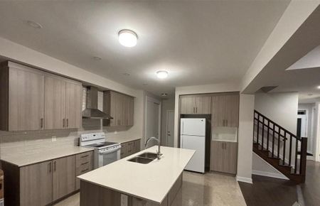 For Lease - 1013 Cottontail Walk, Orleans - Cumberland and Area, Ontario - Photo 3