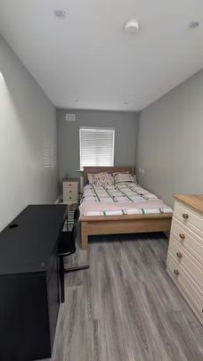 The Rise, Dublin - Photo 1