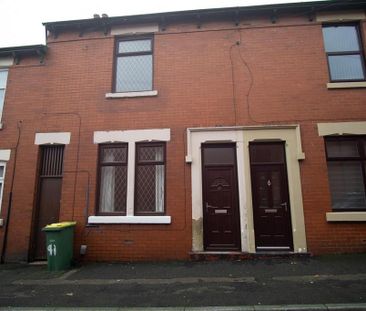 3 bedroom terraced house to rent - Photo 3