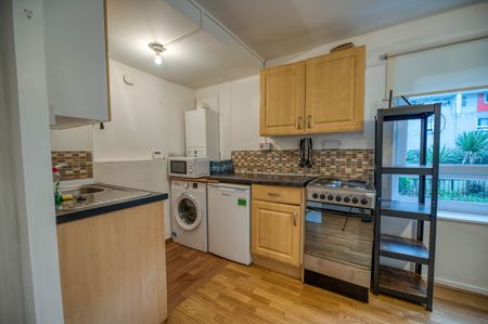 4002L - Viewcraig Street, Edinburgh, EH8 9UJ - Photo 2