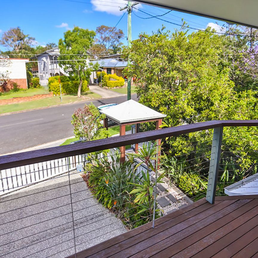 19 Lancaster Street, Coorparoo QLD 4151 - House For Rent | Domain - Photo 1
