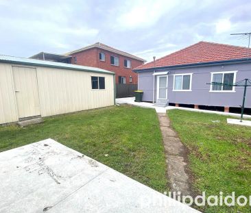 “NEWLY RENOVATED 3 BEDROOM HOME.........” - Photo 3