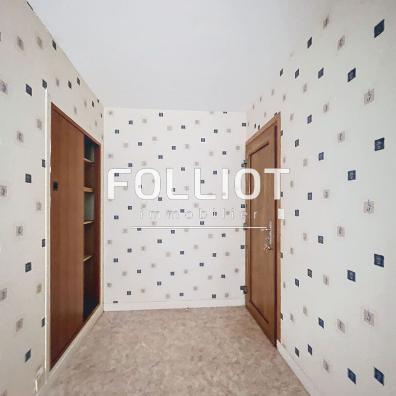 A LOUER Appartement Granville 2 pièce(s) 49.29 m2 - Photo 1