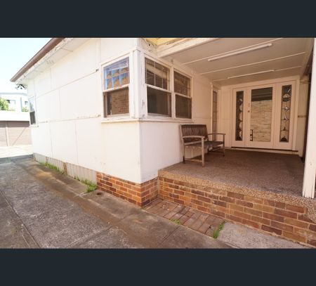 256 Canley Vale Road, Canley Heights, NSW 2166 - Photo 4