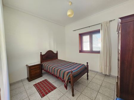 Floor 3 bedroom villa with suite located in Cacia! - Photo 3