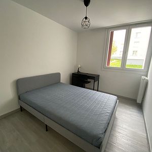 Apartment - Photo 2