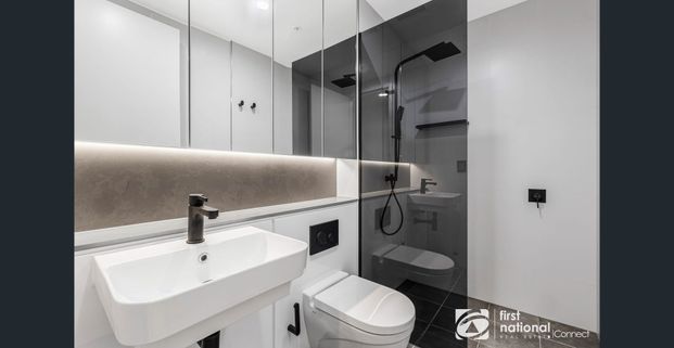 Luxurious and spacious Studio - Photo 1