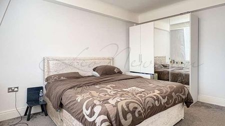 Belgrave Court, Wellesley Road, London, W4 - Photo 4