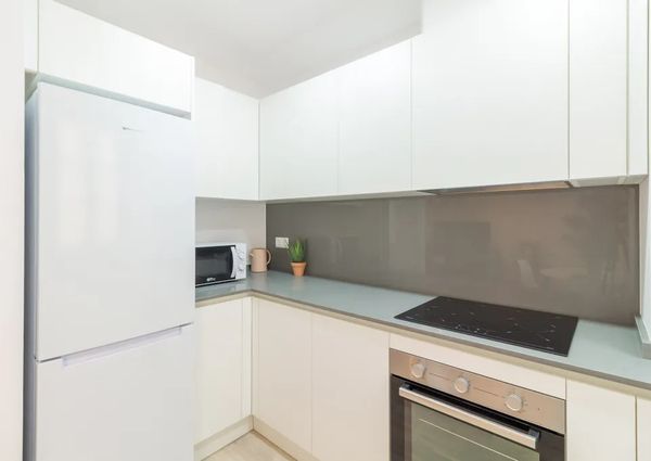 Carrer dels Salvador, Barcelona, Catalonia 08001