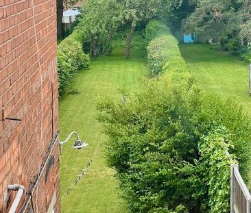 Bedsit to rent - Photo 3