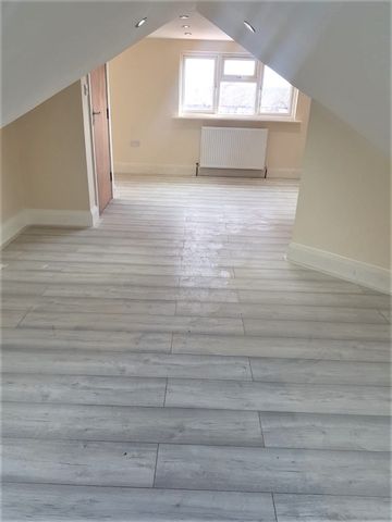 Central Avenue, Greater London, UB3 - Photo 2