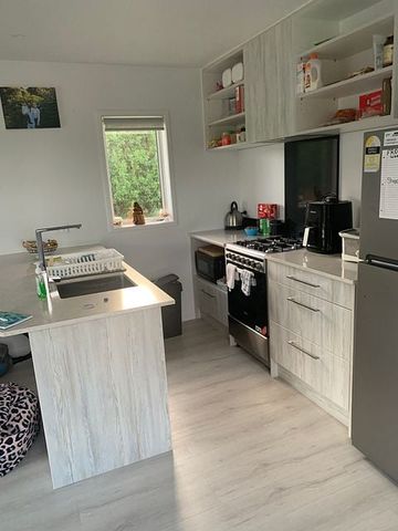 Charming 2BR Waipapa Retreat - New Build! - Photo 2