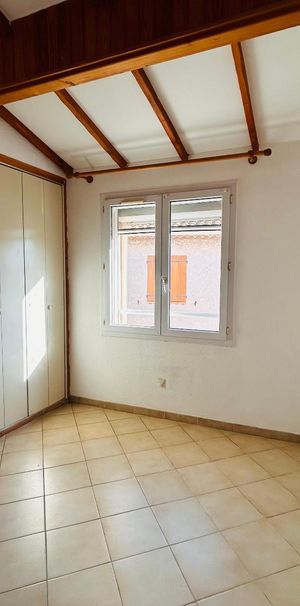Location Appartement 2 pièces 32m² FOS SUR MER 13270 - Photo 1
