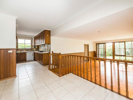 25 Walstab Street, Brighton East VIC 3187 - House For Rent | Domain - Photo 2