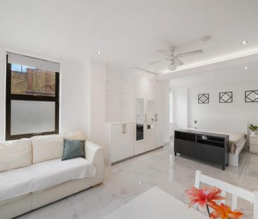 Studio to rent - Photo 3