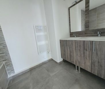 Location Appartement 3 pièces 59m² NIMES 30000 - Photo 5