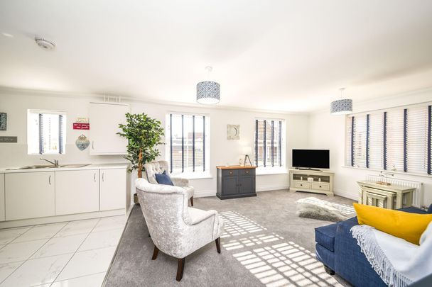 Curlew Close, Hunstanton - Photo 1