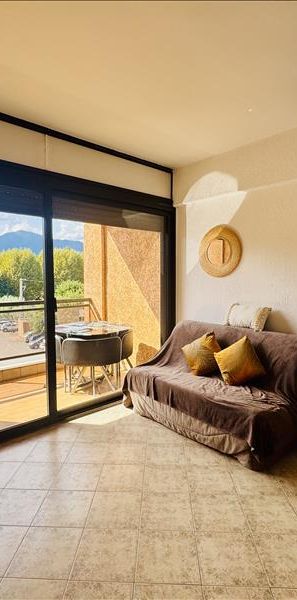 1 pièce - Meublé - 22 m² - 3ème étage - Colocation non autorisée - Photo 1