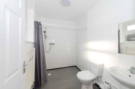 1 bedroom property to rent - Photo 5