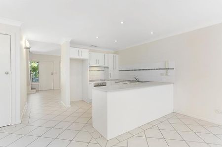 Spacious 3-Bed Home in Marrickville Area - Photo 5