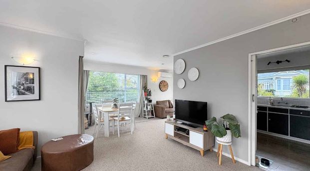 SAINT JOHNS HILL - 3 BEDROOMS - Photo 1