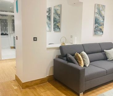 2 Bed Flat, Stoneham House, CR0 - Photo 5