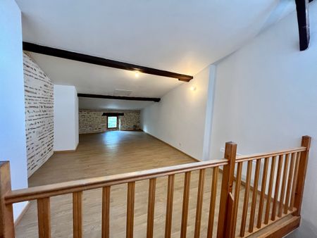 Location Maison 5 pièces 103m² - Photo 3