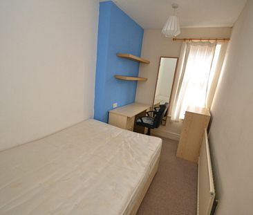 1 bed Mid Terraced House for Rent - Photo 3