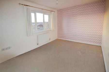 2 bedroom semi-detached house to rent - Photo 5