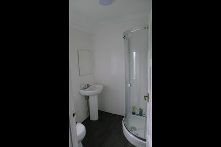 Room in a Shared House, Waverley Crescent, BN1 - Photo 5