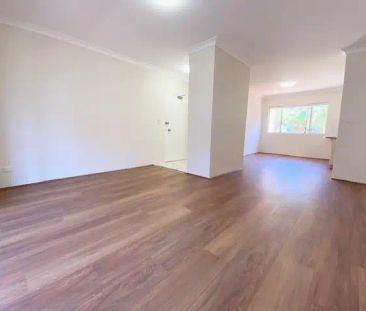 “WALKING DISTANCE TO STATION & SHOPS!!!” - Photo 3