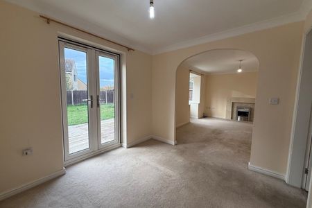 Windmill Close - Photo 4