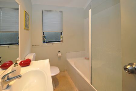 What a Honey - Photo 4