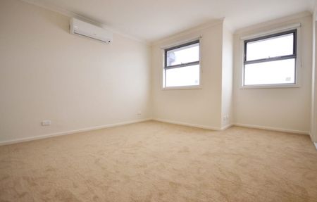 2/16 Clunes Street, Kingsbury VIC 3083 - Townhouse For Rent | Domain - Photo 4