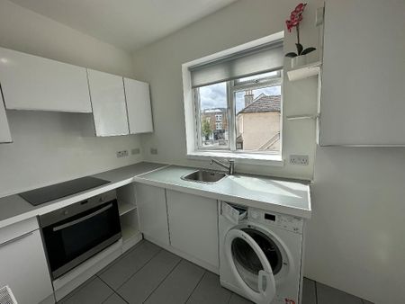 1 bedroom flat to rent - Photo 3