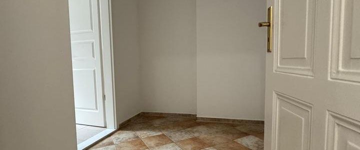 Modernisierte 2-Zimmer-Altbauwohnung mit EBK, unbefristet & per sofort in Berlin-Wedding! - Photo 1