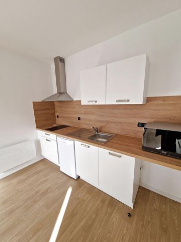 Location Appartement 1 pièce 22m² LA ROCHE SUR YON 85000 - Photo 5