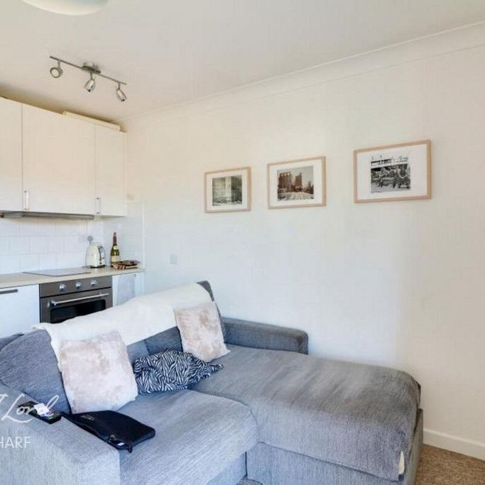 1 bedroom apartment to rent - Photo 1