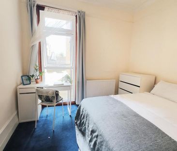 6 bedroom house share to rent - Photo 1