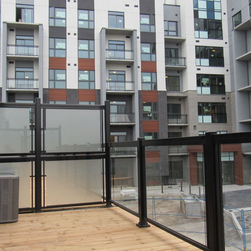 For Lease - 64 Kaitting Trail, Oakville, Ontario - Photo 1