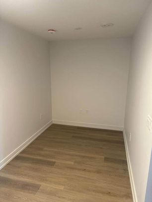 For Lease - 1 Jarvis Street Unit# 428, Hamilton, Ontario - Photo 1