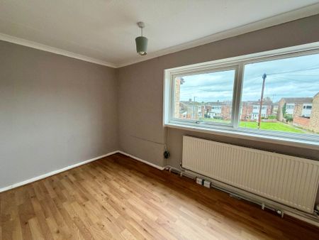 Fairfax Crescent, Aylesbury - Photo 4