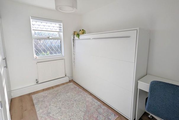 3 bedroom link detached house to rent - Photo 1