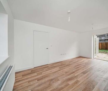 Rowland Way, Exeter, EX2 - Photo 2