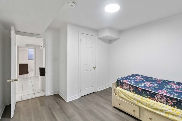 For Lease - 3073 Ireson Court Unit# Bsmnt, Mississauga, Ontario - Photo 1